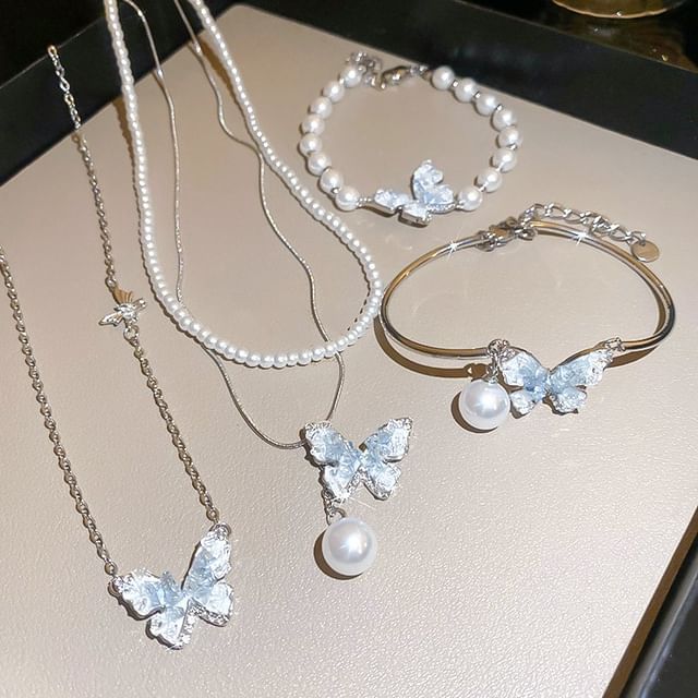 Designs) / Faux Bracelet Crystal (Various Alloy Butterfly Necklace