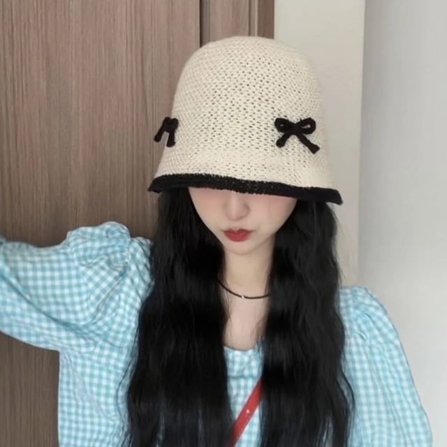 Cloche Bow Trim Contrast Knit Hat