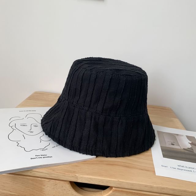 Frayed Plain Bucket Hat