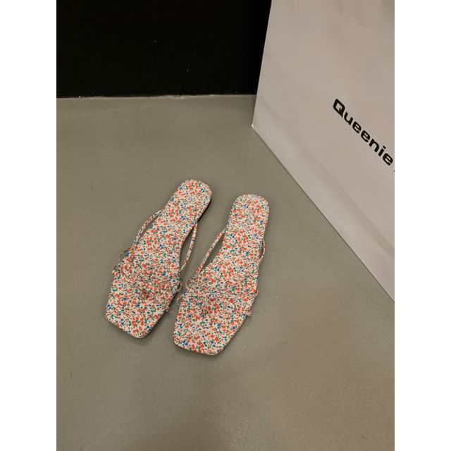 Strappy Flip-Flops