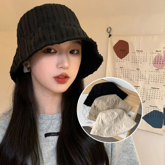 Frayed Plain Bucket Hat