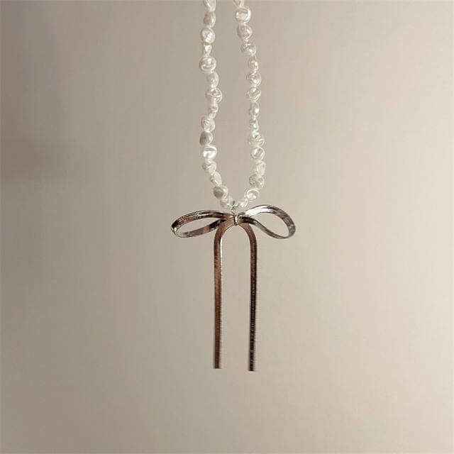 Bow Choker Faux Pearl