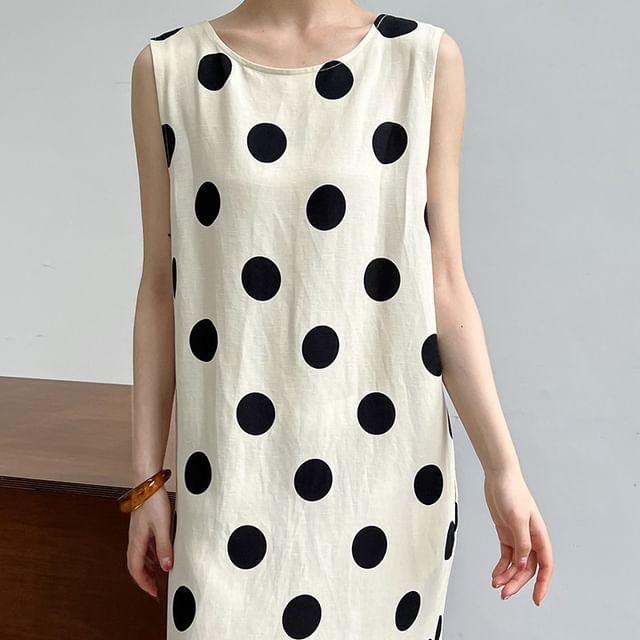 V-Neck Sleeveless Dotted A-Line Maxi Dress