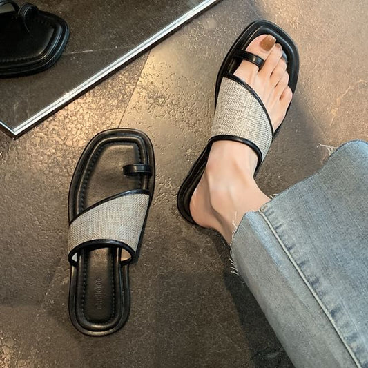Slide Sandals Toe Loop