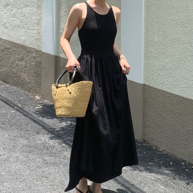 Thin Strap Solid Open Back Maxi A-Line Dress
