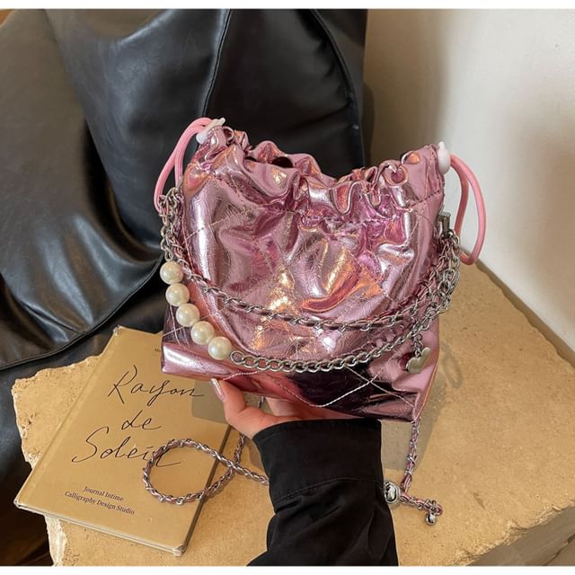 Bucket Quilted Strap Chain Bag