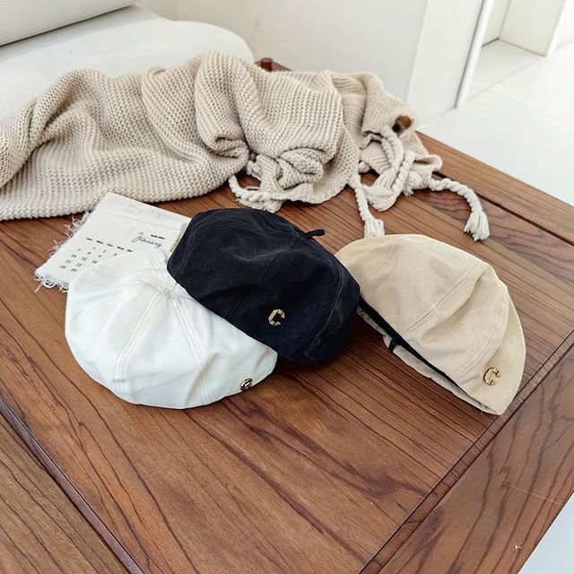 Hat Metal Beret Lettering