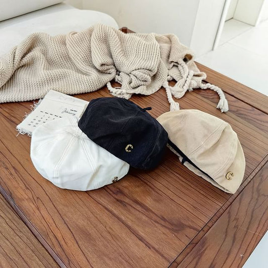 Hat Metal Beret Lettering