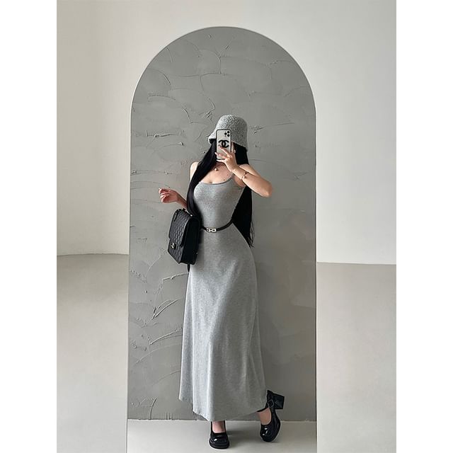 Set: Thin Strap Solid Maxi A-Line Dress + Belt