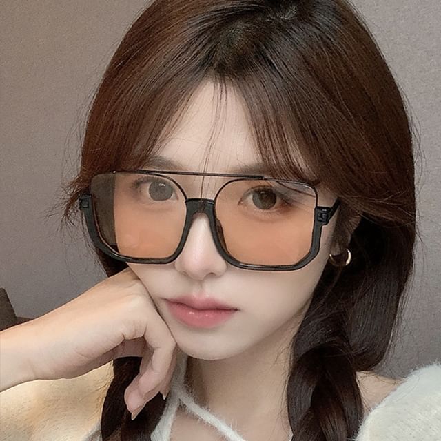 Oversized Frame Sunglasses Square