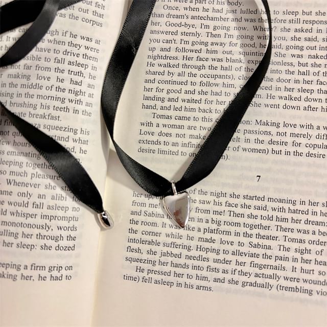 Scarf Necklace Heart Pendant