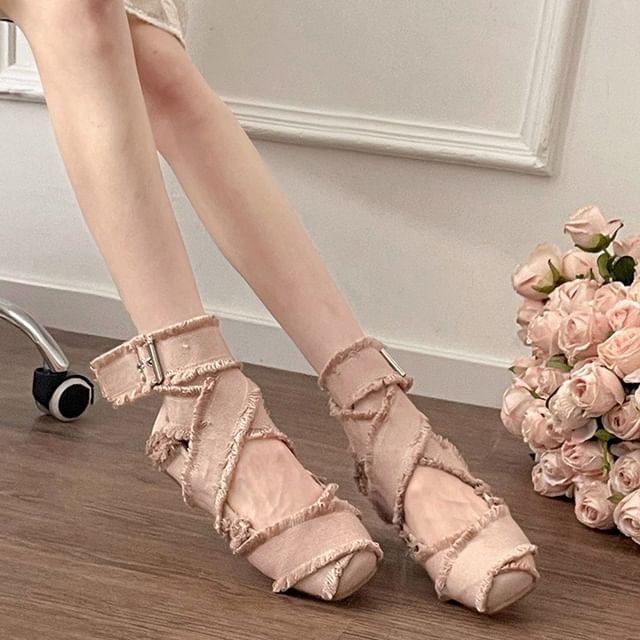 Flats Buckled Ballet Plain