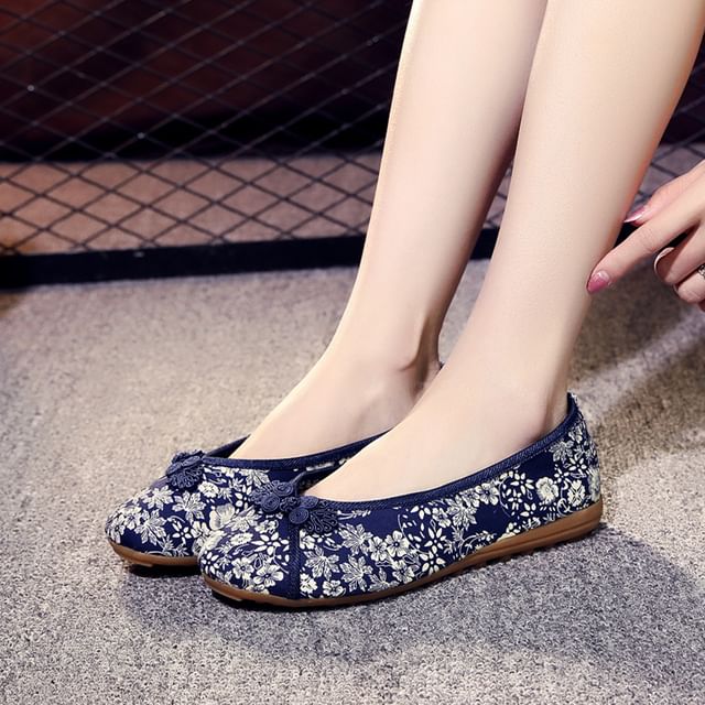 Flats Embroidered Textile