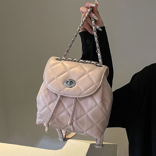 Drawstring Flap Backpack Quilted