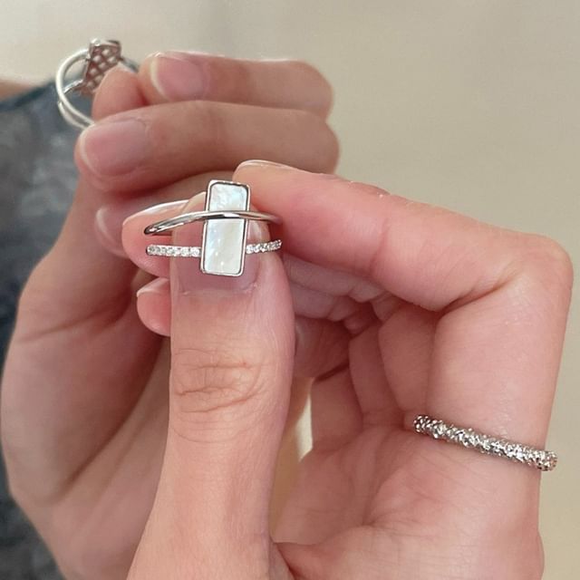 Ring Geometric Open Rhinestone /