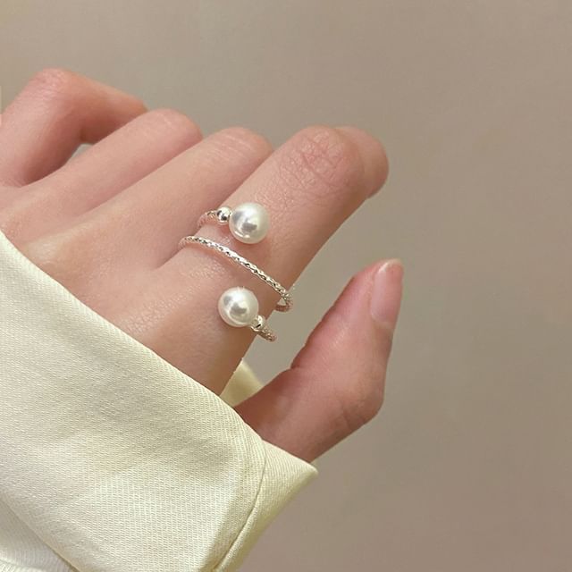 Freshwater Ring Open Pearl
