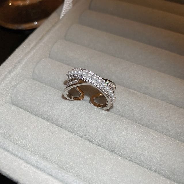 Freshwater Ring Open Pearl