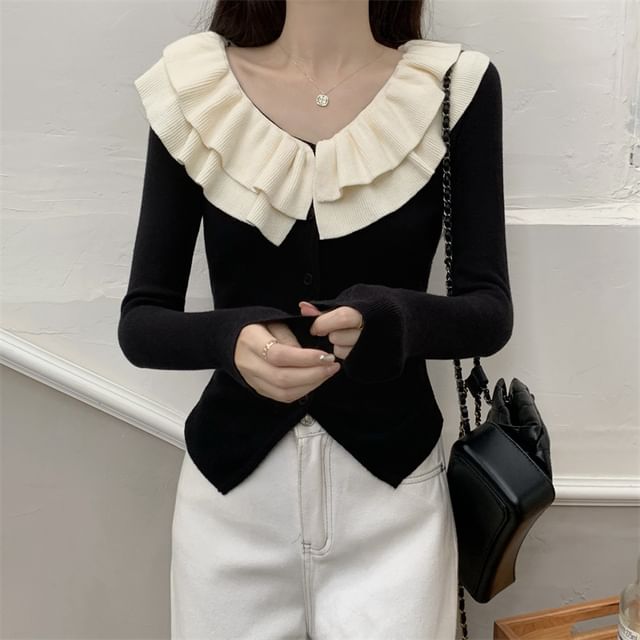 V-Neck Ruffle Detail Knit Cardigan