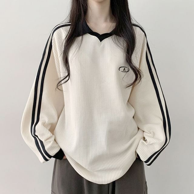 Sleeve Waffle Contrast-Trim Loose-Fit Embroidered Long Pattern