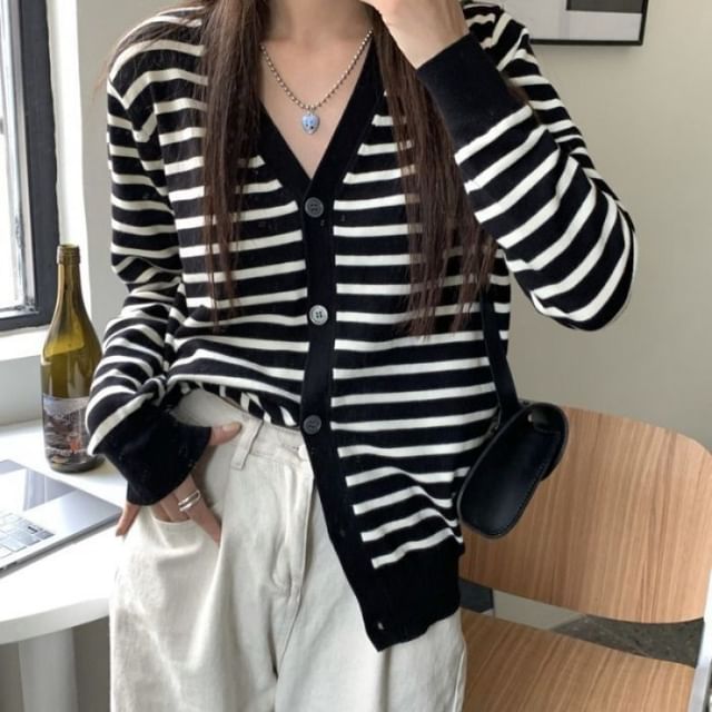 Striped V-Neck Extended Sleeve Button Sweater