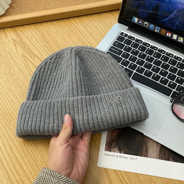 Bow Metal Beanie Knit