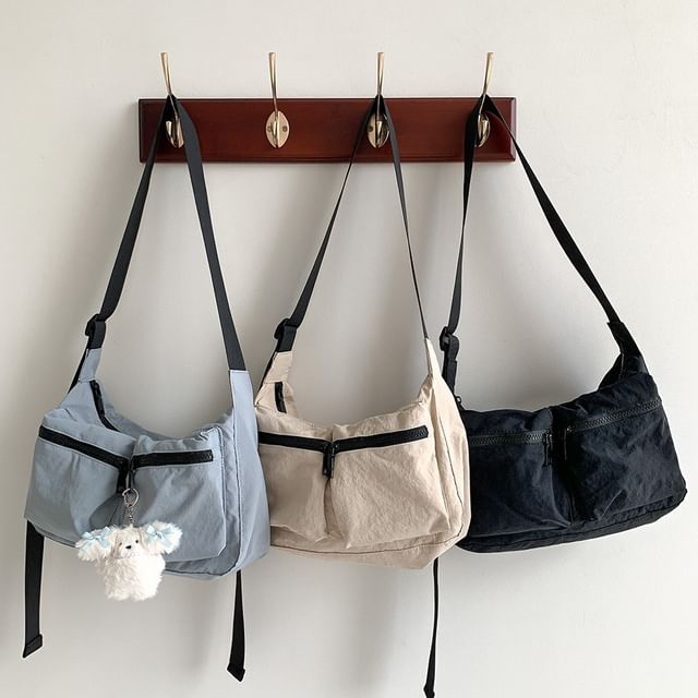 Multi-Pocket Bag Crossbody