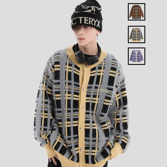 Matching Round Neck Plaid Knit Jacket for Couples