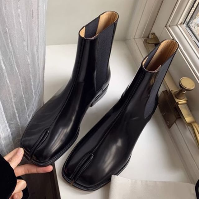 Chunky Heel Split Toe Plain Genuine Leather Short Chelsea Boots