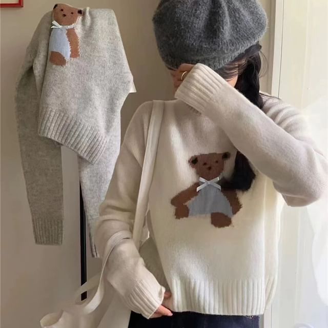 Bear Embroidery Sweater Crewneck