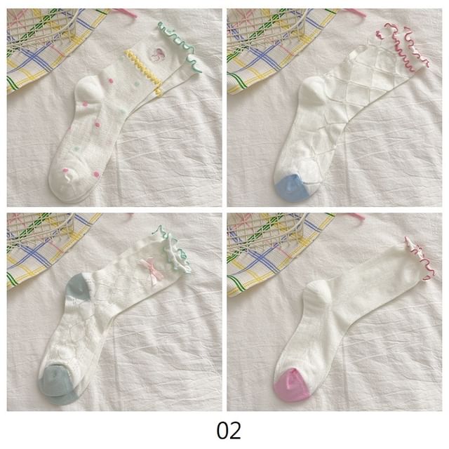 Bow Embroidered Lettuce Edge Socks / Set