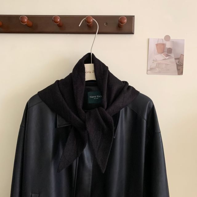 Triangle Wool Scarf Plain