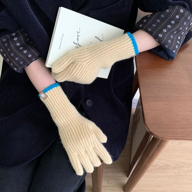 Knit Two-Tone Gloves Touchscreen
