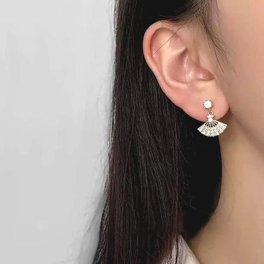 Drop Rhinestone Fan Alloy Earring