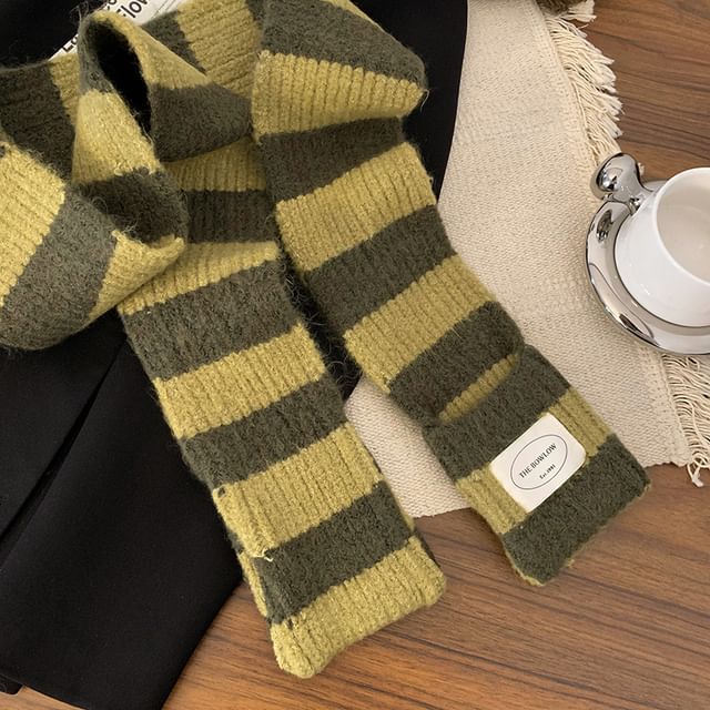 Knit Scarf Striped