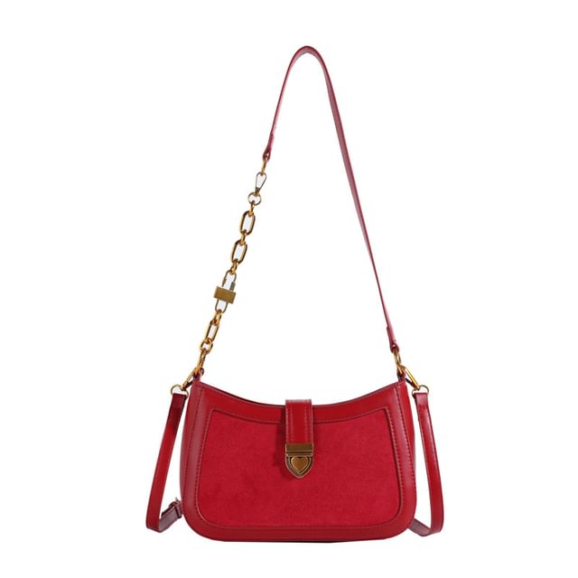 Chain Strap Heart Buckle Crossbody Bag