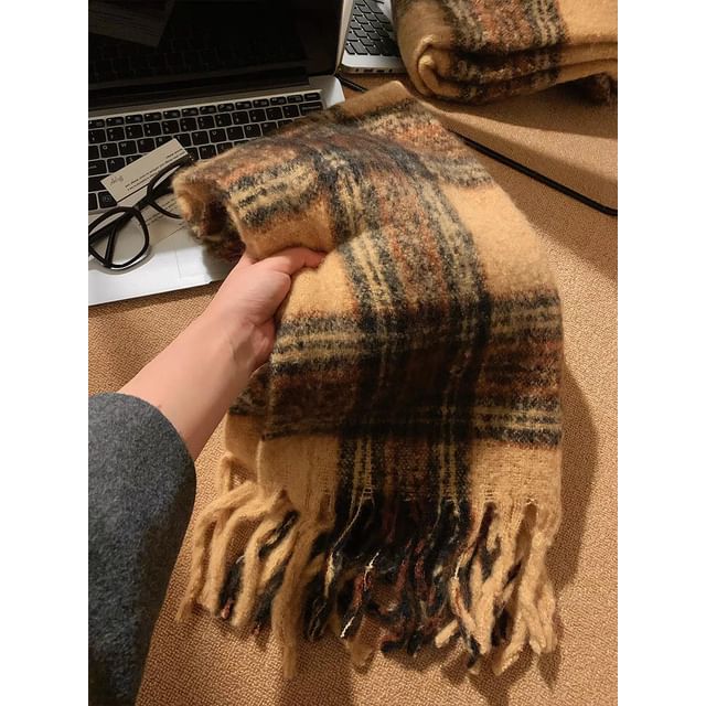 Plaid Dog Applique / Scarf