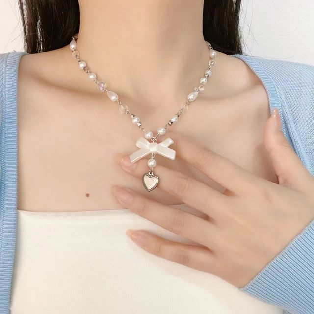 Necklace Heart Pearl Bow Faux