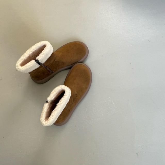 Fleece-Lined Short Snow Boots