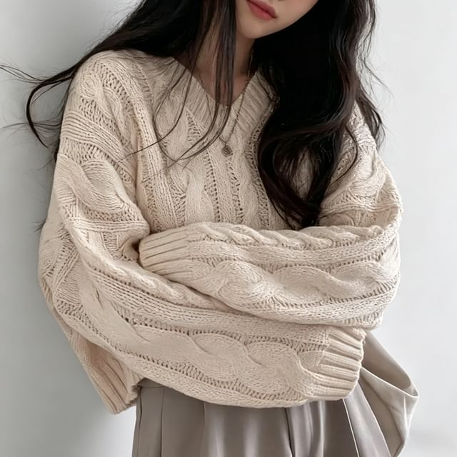 V-Neck Cable-Knit Cropped Jumper Sweater