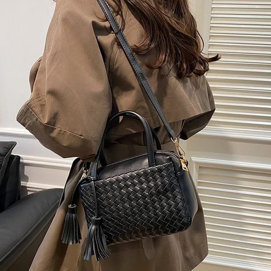 Faux Crossbody Leather Bag Quilted