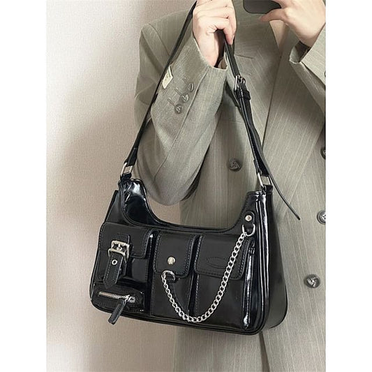 Shoulder Bag Faux Fur Chained