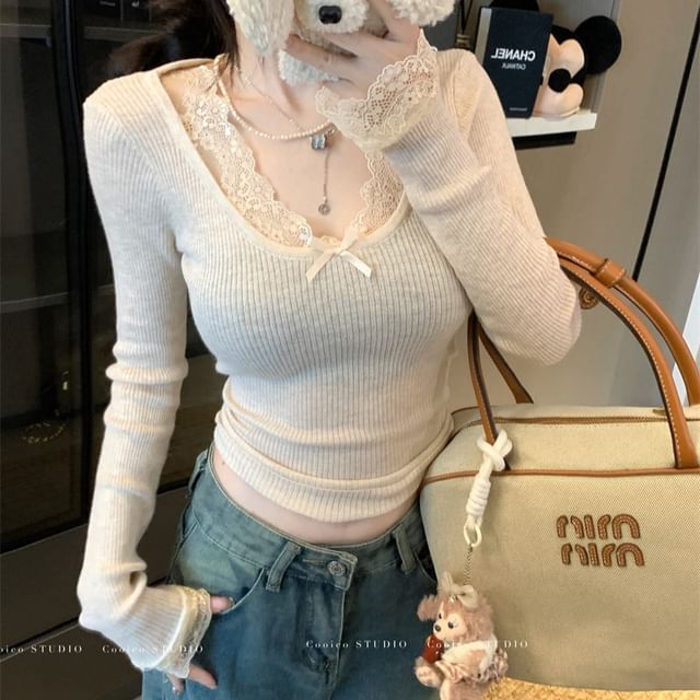 V-Neck Lace-Trim Long-Sleeve Blouse