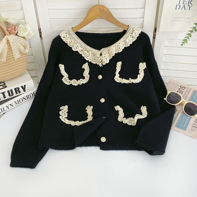Faux Pearl Button Cardigan with Lace Collar