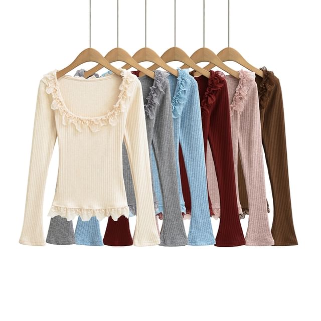 Scoop Neck Lace Crop Tee