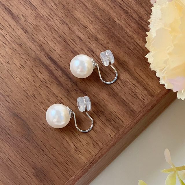 Pearl Faux Stud Designs) (Various Earring