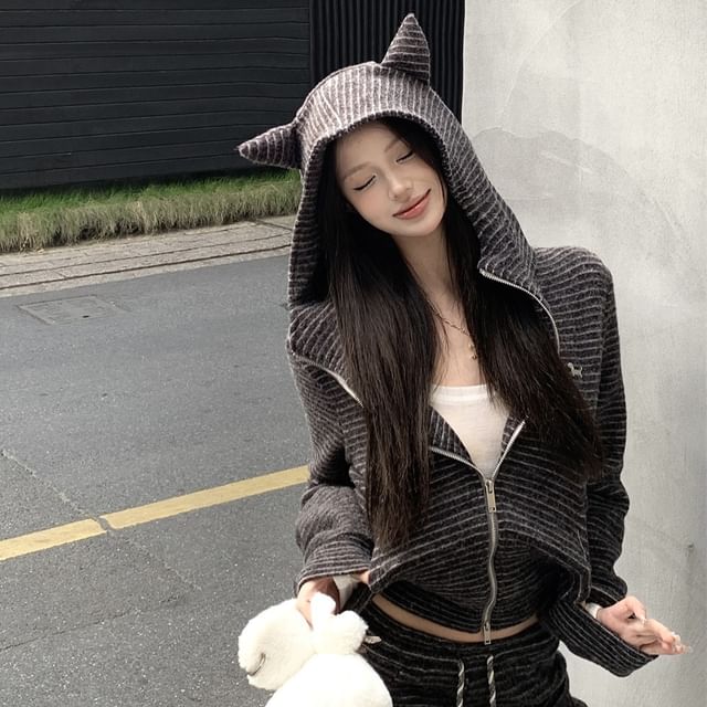 Crop Accent Zip / Waist Drawstring Hoodie Bootcut Devil Sweatpants Horn Striped