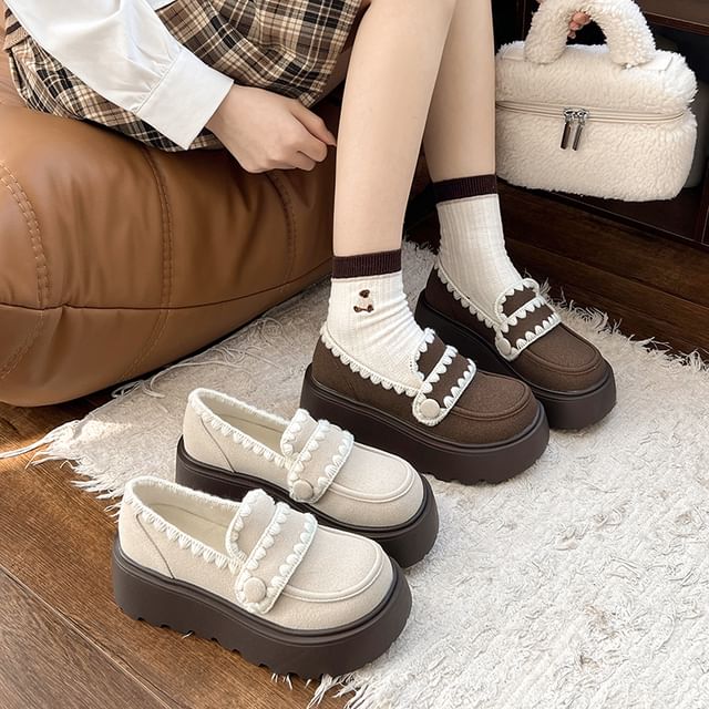 Trim Loafers Platform Embroidered