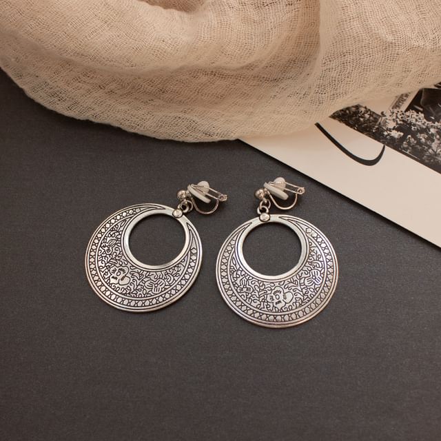 Clip-On / Geometry Drop Earring