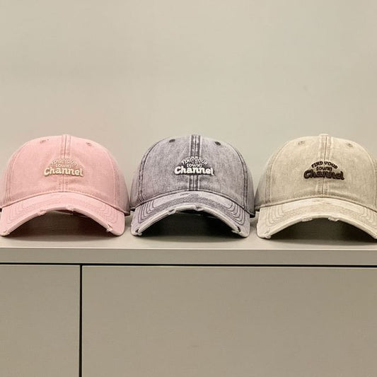 Distressed Washed Cap Embroidered Letter