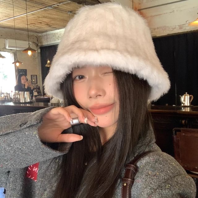 Hat Plain Fluffy Bucket